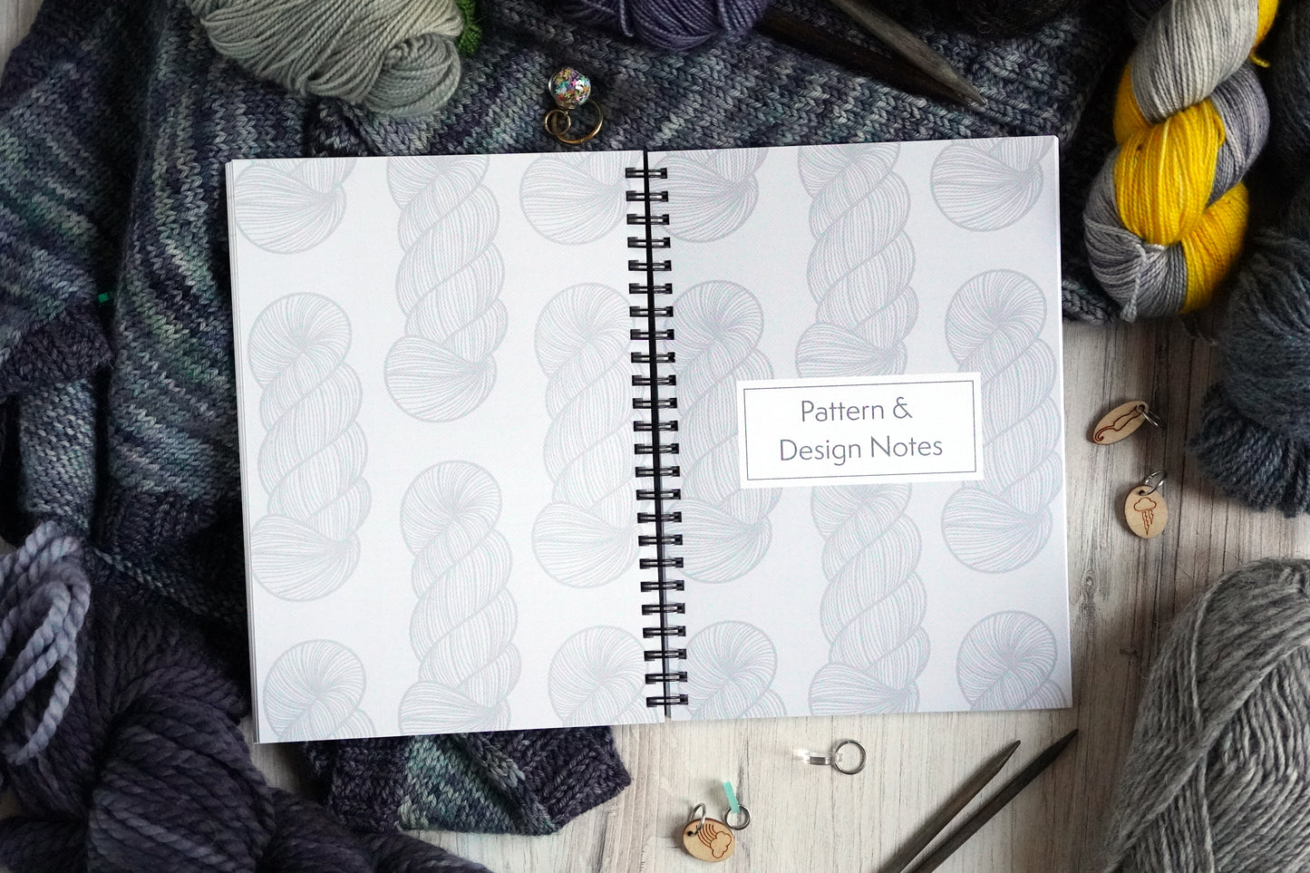 The Knitter's Design & Project Notebook / Storm