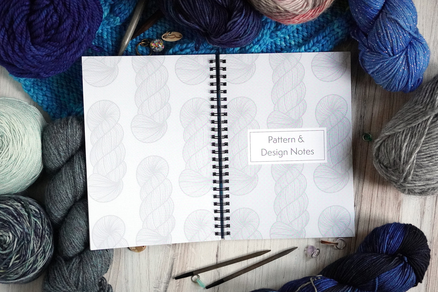 The Knitter's Design & Project Notebook / Sea